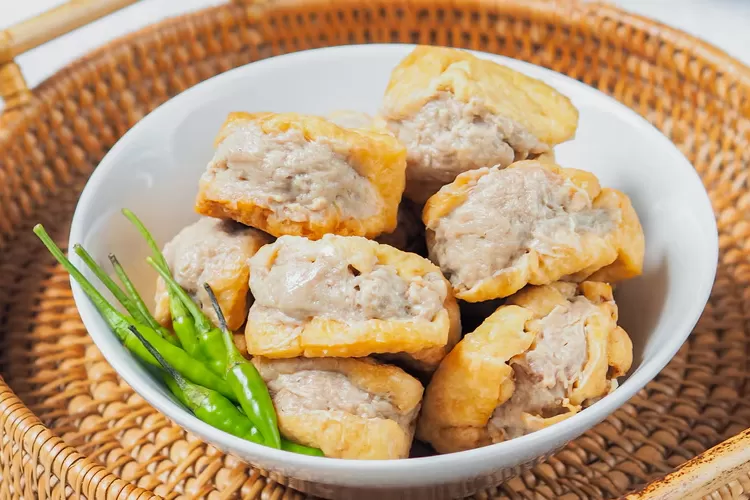 Oleh - Oleh Kuliner Khas Semarang Tahu Baxo