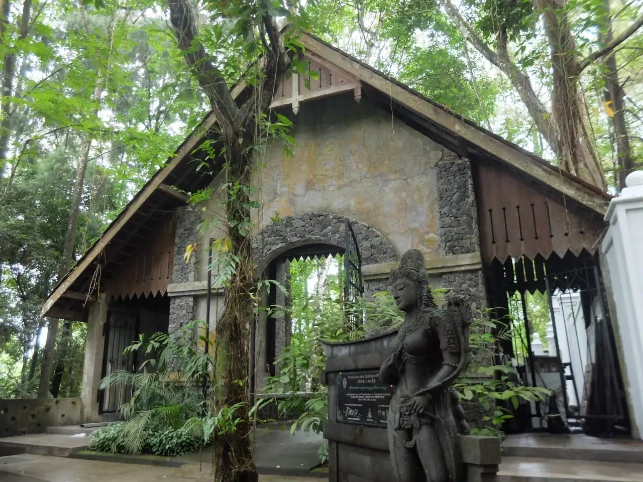 Museum Ullen Sentalu Jogja