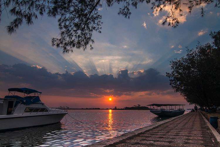 Pantai Marina