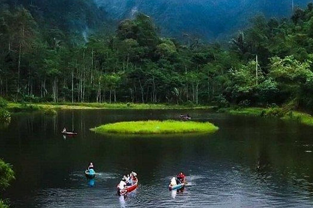 Wisata Purwokerto Telaga Kumpe Cilongok